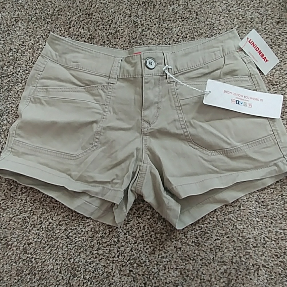 Khaki shorts